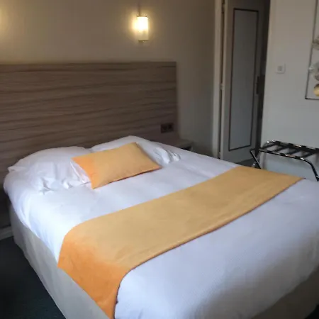 Hotel The Originals City, Ker Izel,